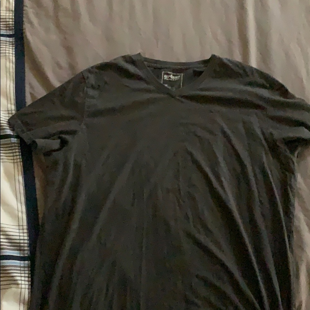 Gray t shirt